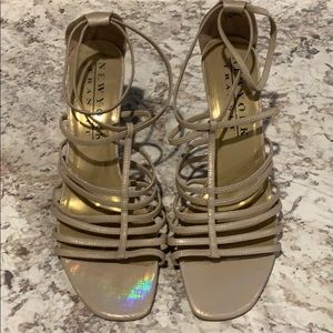 Ladies shoes